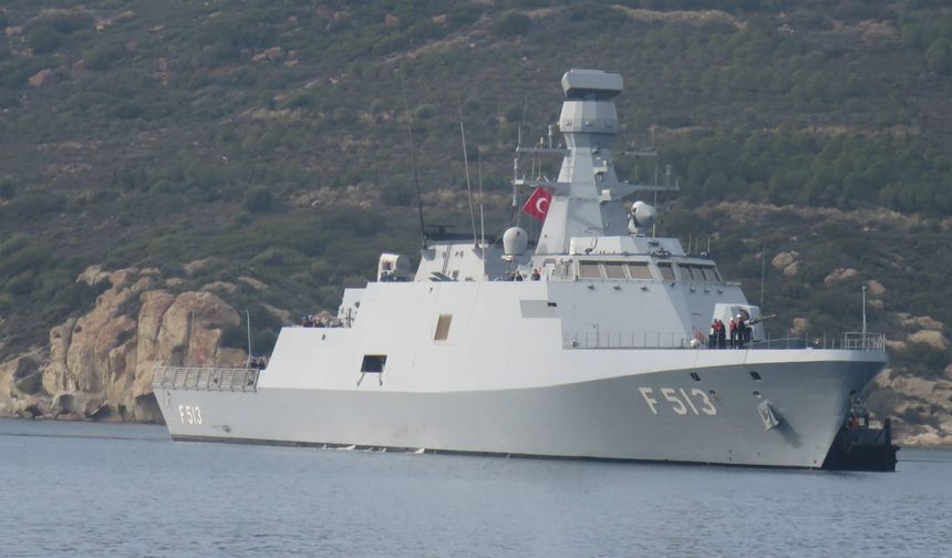 TCG BURGAZADA Gemisi İzmir Foça’da törenle karşılandı